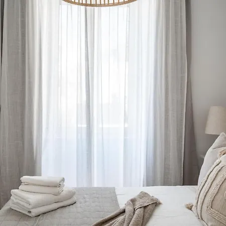 Akicity Ourique White Apartamento *