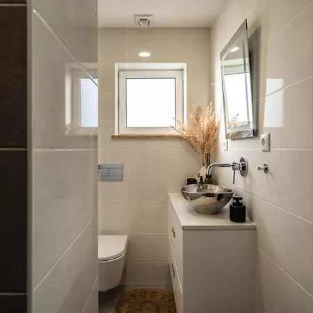 Akicity Ourique White Apartamento *